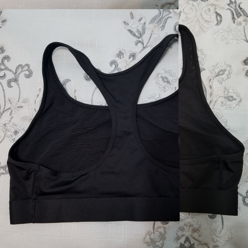 Sports bra - Picture 2 of 3